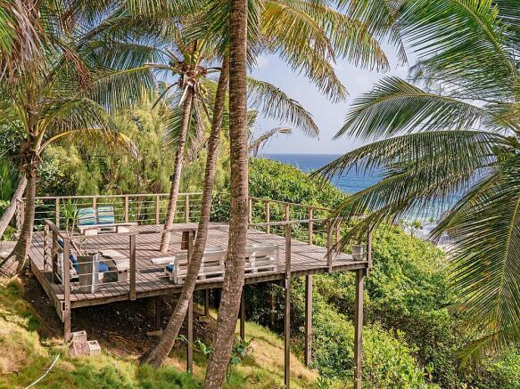 Eco Lodge