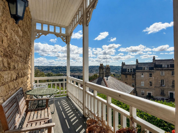 Balcony (2).png
