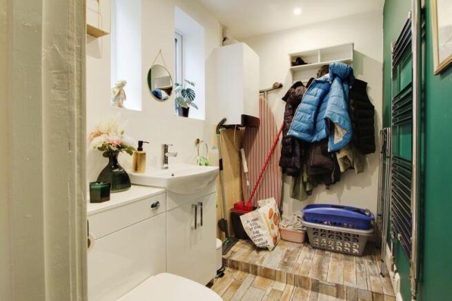 Photo 12
