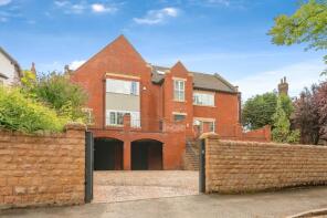 Flat 3 Winfield Heights, 6, Lucknow Avenue, Nottingham NG3 5BB