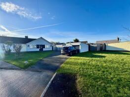 31, Saxondale Avenue, Burnham-on-sea TA8 2PR