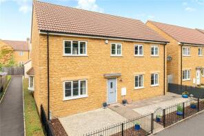 5, Bramley Fields, Norton Sub Hamdon, Stoke-sub-hamdon TA14 6AA