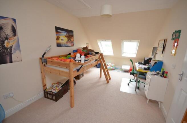 Photo 10