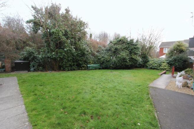 Front Garden Area