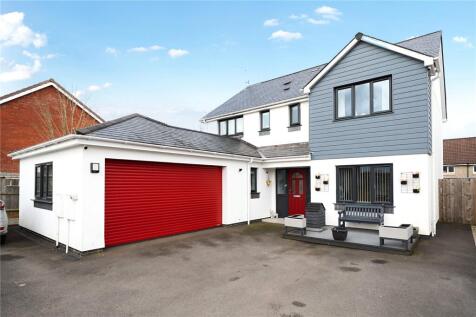 Harvest Close, Roundswell, Barnstaple, Devon, EX31