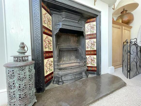 Living Room Fireplace.jpeg