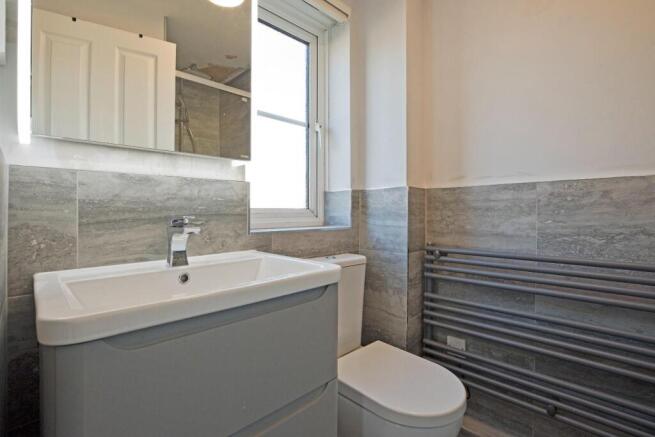 2 bed Apartment for sale Image 7