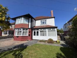 24a, Francis Avenue, Colwyn Bay LL28 4DW