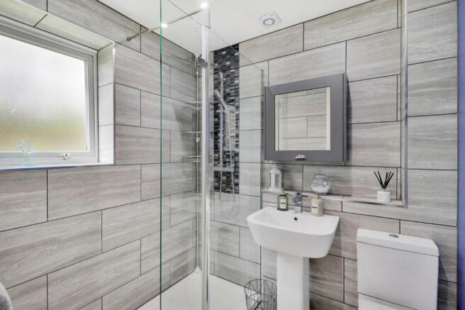 Main Shower Room