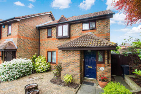 Hayes Road, Greenhithe, DA9 9DW