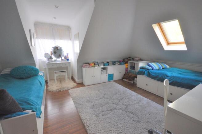 Photo 3