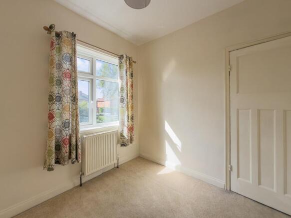2 bed Semi-Detached for sale Image 12