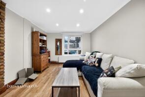 27, Lausanne Road, London SE15 2HU