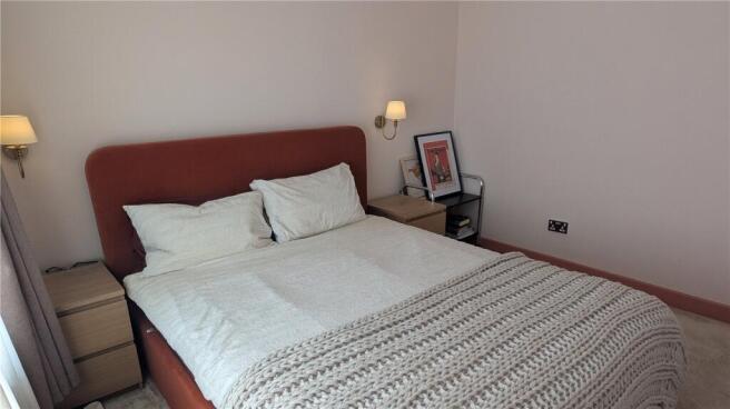 3 bed Semi-Detached for sale Image 6