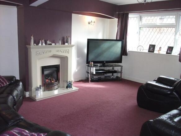 Lounge Angle 1
