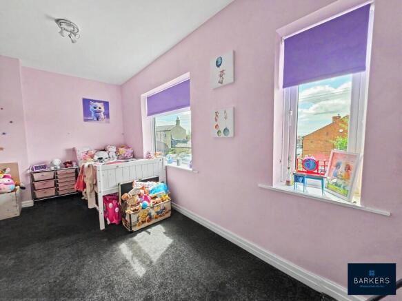3 bed Town House for sale Image 10