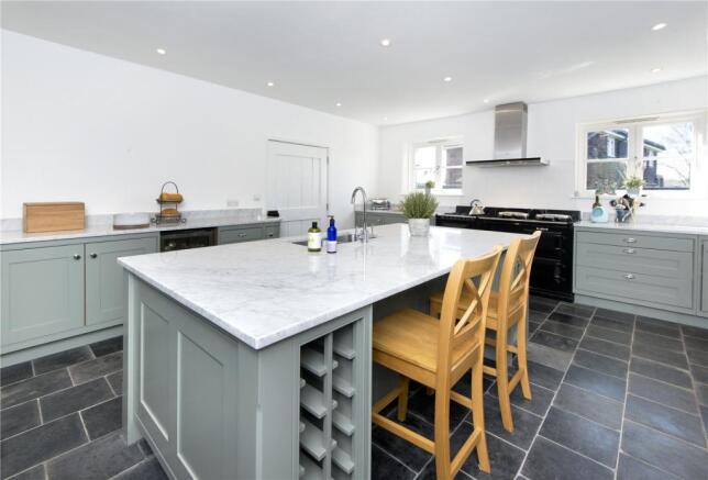 Kitchen/Breakfast