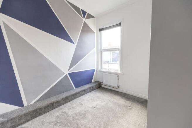 3 bed Terraced for sale Image 12