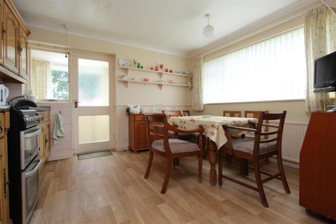 Kitchen....jpg