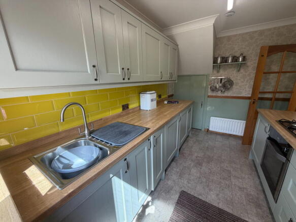 3 bed Terraced for sale Image 7