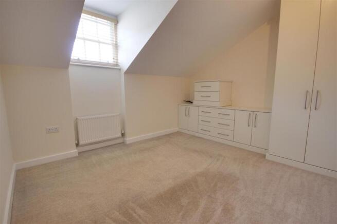 2 bed Flat for sale Image 6