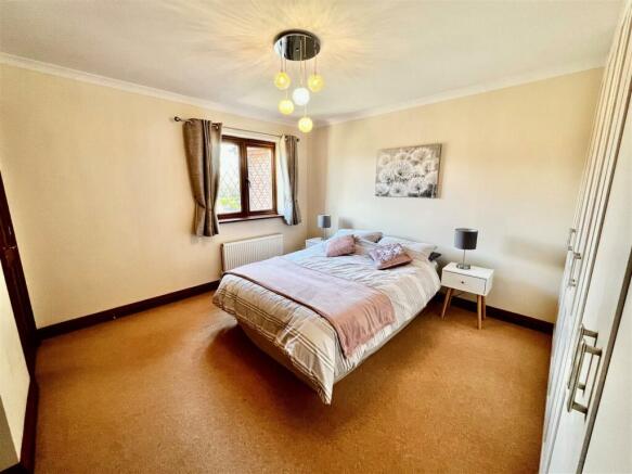 Bedroom 1..jpg