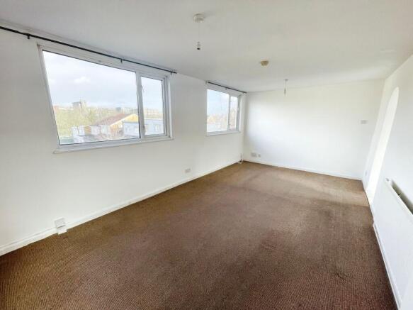 Beaulieu Court, Basingstoke, RG21 photo 4