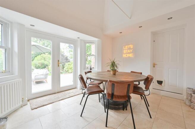 37 Ox Lane-11.jpg
