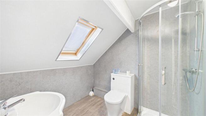 5 bed House to rent Image 8