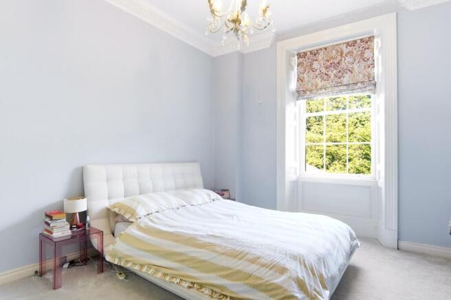 2 bed Flat for sale Image 11