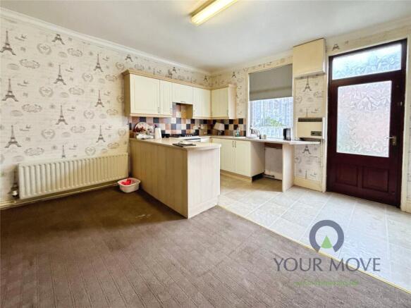 3 bed Terraced for sale Image 9
