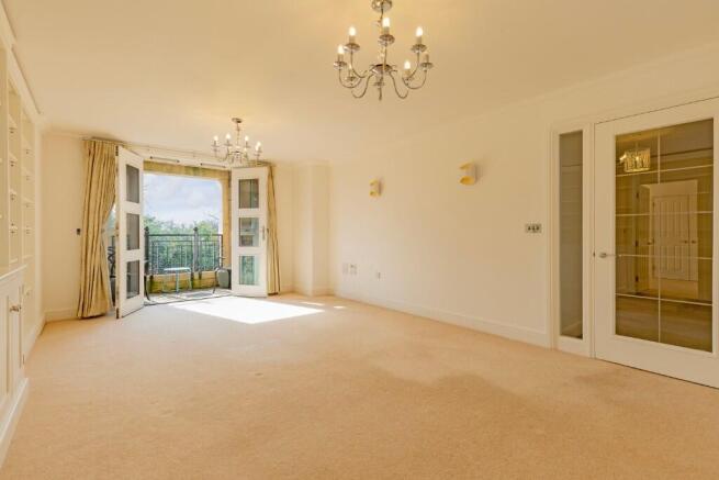9 Robinson Court Audley St Elphins Park, Matlock, Derbyshire, DE4 2RR photo 5