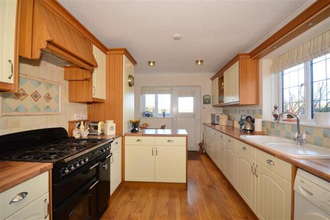 Kitchen/Breakfast Room