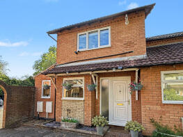16, The Orchard, Bicton Heath, Shrewsbury SY3 5AW