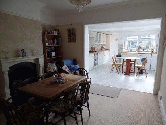 Open Plan Dini...
