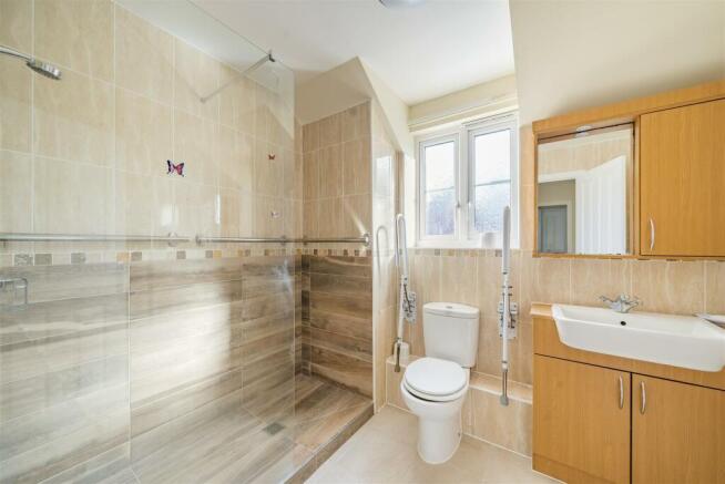 Walk In Shower.jpg
