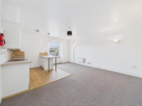 Open plan lounge kitchen diner