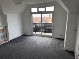 16, Valkyrie Road, Westcliff-on-sea SS0 8BU