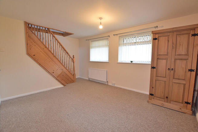 2 bed Semi-Detached for sale Image 8