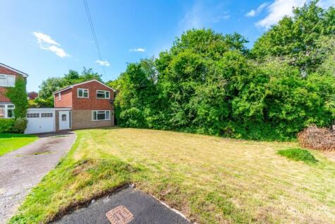 Linden Avenue, Burntwood, WS7