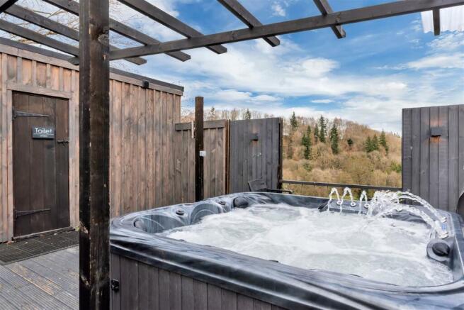 Jacuzzi
