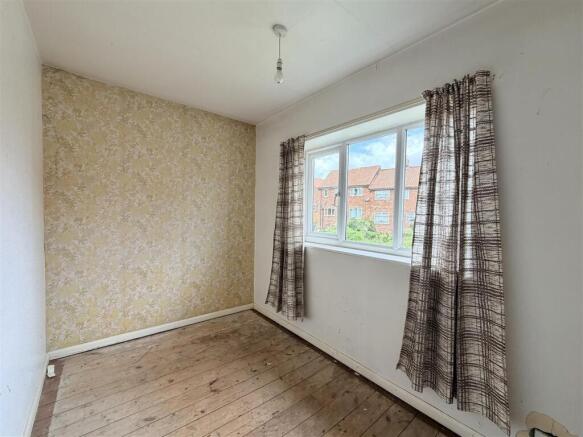 3 bed Terraced for sale Image 7