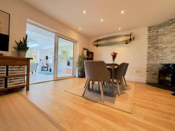 DINING ROOM TO SUN ROOM.jpeg