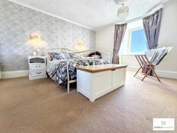 2 bed Apartment for sale Image 5