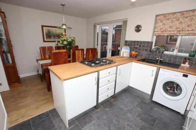 3 bed Detached for sale Image 6