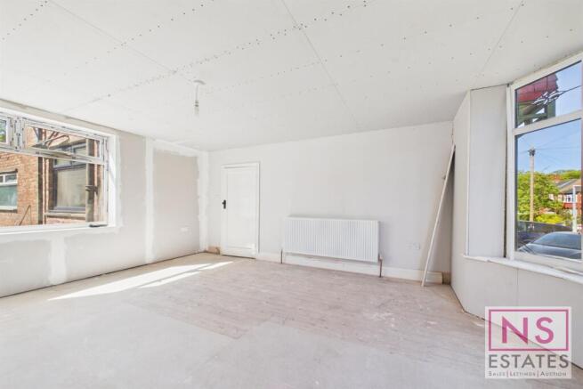 3 bed Semi-Detached for sale Image 7