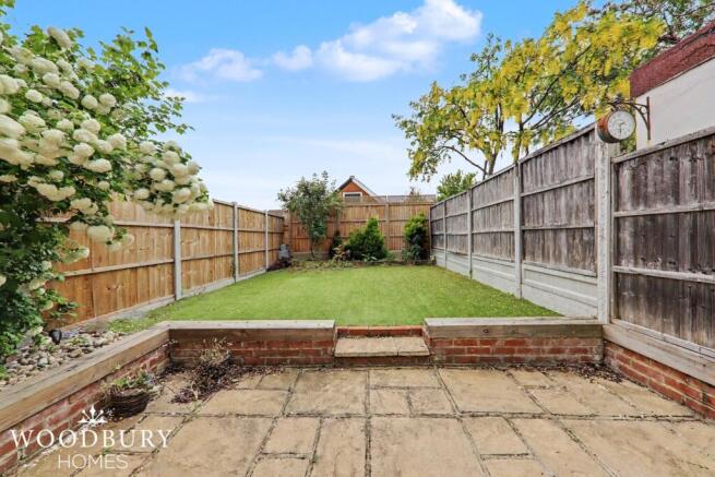 Kenilworth Gardens, Loughton, IG10 photo 4