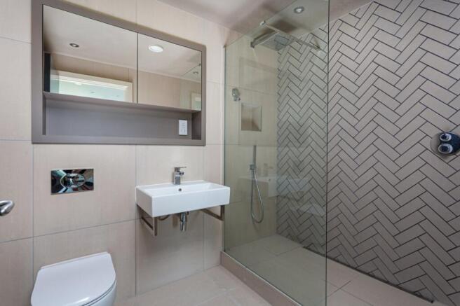 2 bed Apartment for sale Image 11