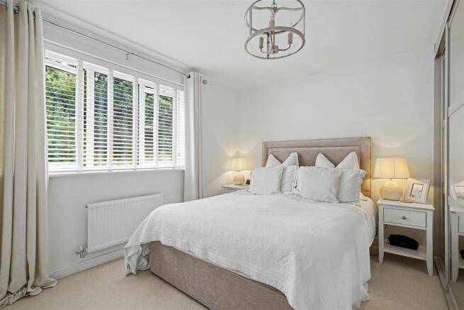 71 Slater bed 1 2.jpg