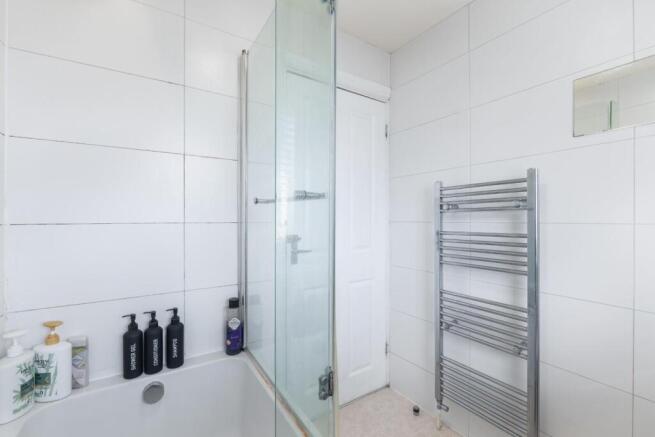 bathroom-2.jpg
